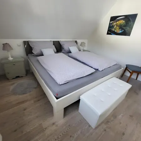 Hochgewaechs Lejlighed Bad Neuenahr-Ahrweiler